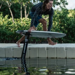 PLANCHE DE WAKEFOIL SLINGSHOT WF-1 V4 9 PLANCHE DE WAKEFOIL SLINGSHOT WF-1 V4 -Équipement De Surf Soldes 2023 sans titre 166 08 11 2022 09 22 14