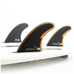 Ailerons SURF FCS II Gerry Lopez PC Medium Noir Set De 3 5 Ailerons SURF FCS II Gerry Lopez PC Medium Noir Set De 3 -Équipement De Surf Soldes 2023 sans titre 3 25 04 2022 09 27 49